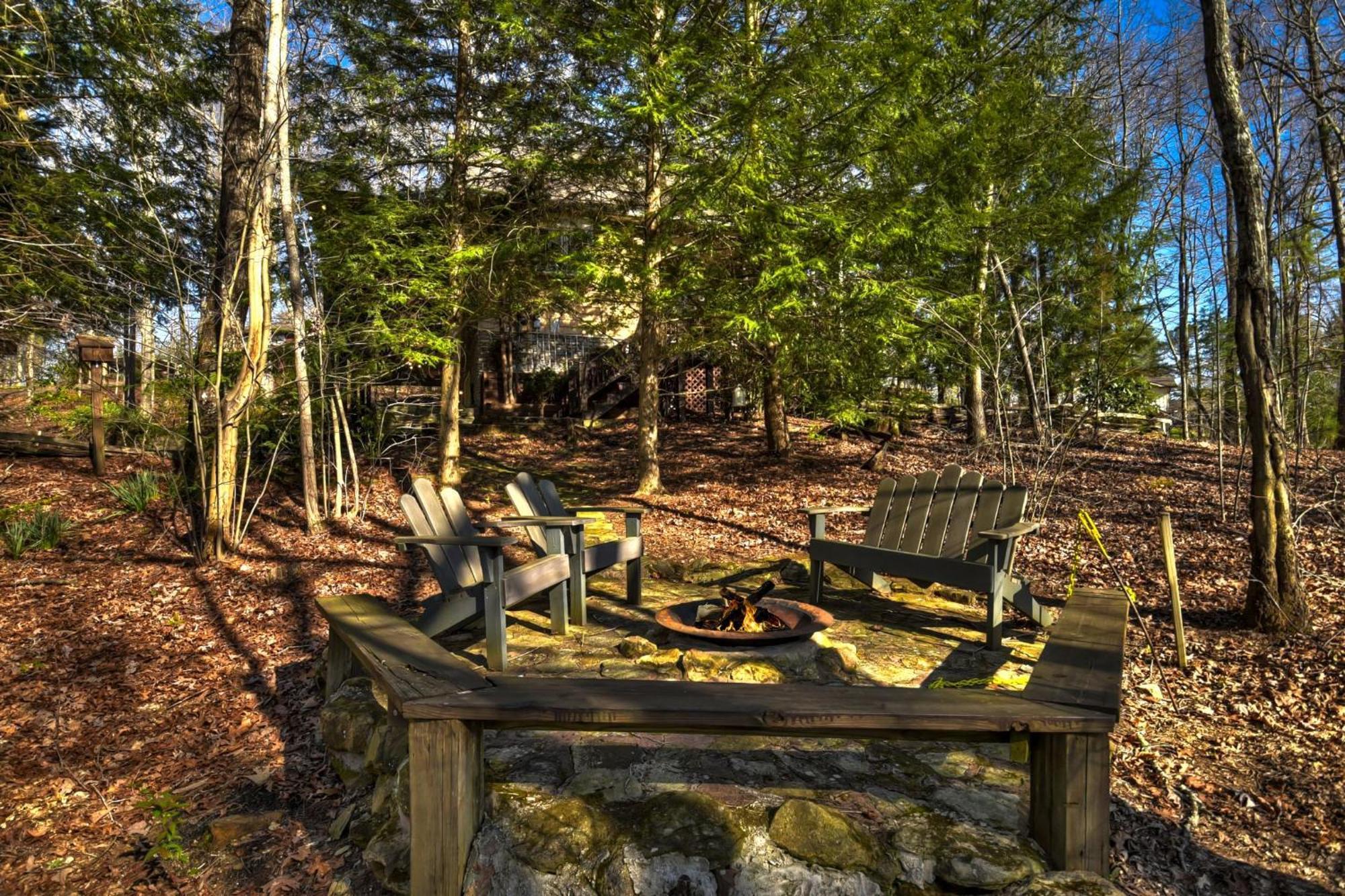 Southern Living Cottage Cozy Up By The Fire Relax On The Porch And Enjoy Peaceful Surroundings Blue Ridge Exterior foto